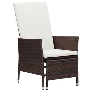 barna dönthető háttámlás polyrattan kerti szék párnákkal kép