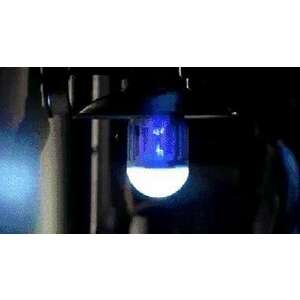 2in1 Szúnyogirtó LED izzó - rovarok elleni védelem és éjjeli fény... kép