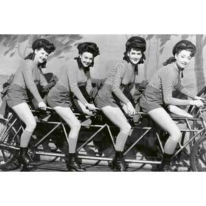 Bicikliző nők, poszter tapéta 375*250 cm kép