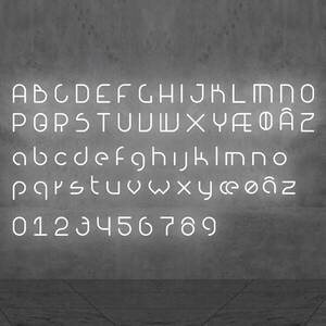 Artemide Alphabet of Light Wand nagy J betű kép