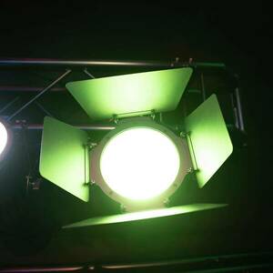 EUROLITE LED színházi reflektor RGB + meleg fehér kép