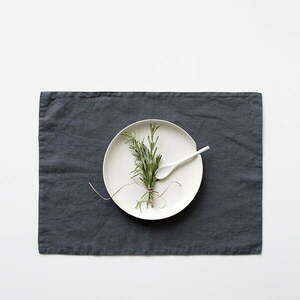 Sötétszürke len tányéralátét, 35 x 45 cm - Linen Tales kép
