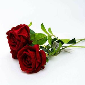 Bársony tapintású vörös rózsa 50 cm kép