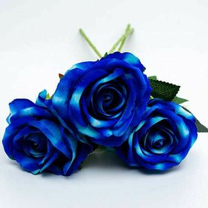Bársony tapintású kék rózsa 50 cm kép