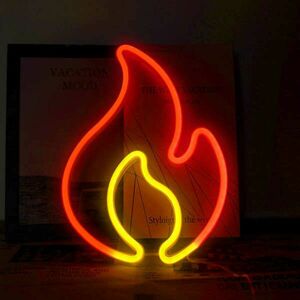Wanxing Egyedi Tűz Formájú Neon LED Világítás 31x23cm kép
