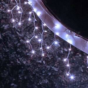DekorTrend kültéri kontakt LED Jégcsapfüzér 197db hideg fehér izzó kép