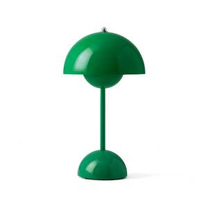 &Tradition Virágcserép VP3 asztali lámpa, jelzőlámpa zöld kép