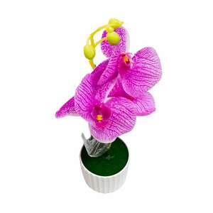 Virágdísz lila és fehér orchideákkal 30x10 cm-es cserépben kép