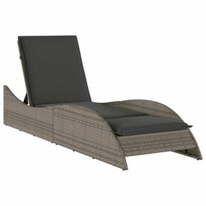 vidaXL szürke polyrattan napozóágy párnával 60x205x73 cm kép