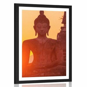 Poszter paszpartuval kőközött lévő Buddha-szoborral. kép