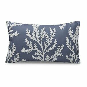 Díszpárna 30x50 cm Coral Leaf Embroidered – Catherine Lansfield kép
