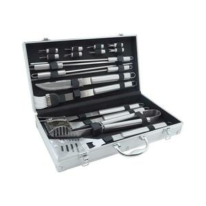 Grillező eszközök rozsdamentes acél tokkal 18 db 13103 kép