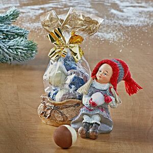 Téli gyermek édességekkel kép