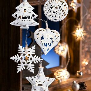 Karácsonyi fények, dekorációk kép