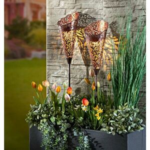 Napelemes dekoráció a földbe dugható Rózsák kép