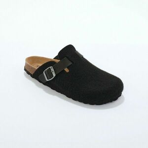 Filc anyagból készült klumpa papucsok kép