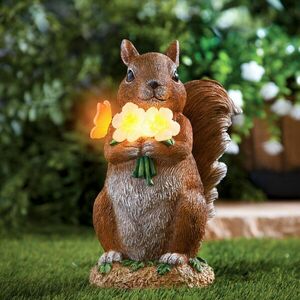 Napelemes dekorációs mókus kép