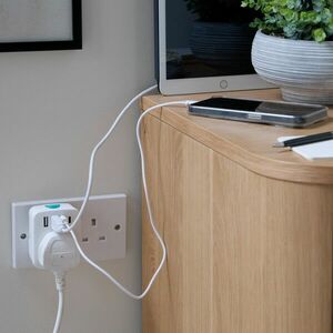 Többportos USB-s töltő kép