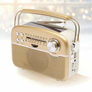 Napelemes retro rádió kép