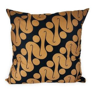 SELEMADEG fekete díszpárna kép