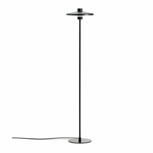 Fekete állólámpa fém búrával (magasság 130 cm) Nuvira – Kave Home kép