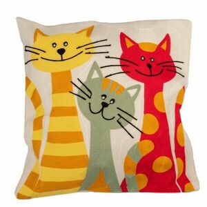 Macskák kötött párnahuzat, 45 x 45 cm kép