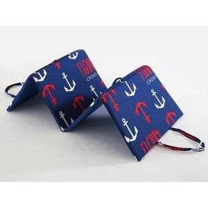 B.E.S. Petrovice napozó strandszőnyeg, piros és fehér horgonyok kép