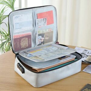 Dokumentumok tárolására szolgáló bőrönd kép