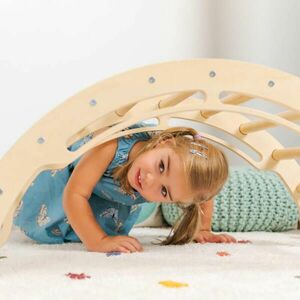Montessori mászóív gyerekeknek kép