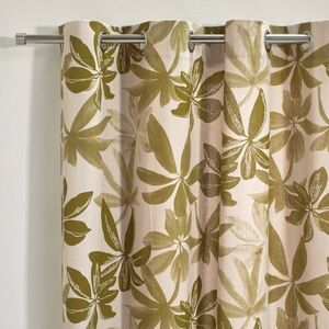 Akasztó virágos nyomtatással kép