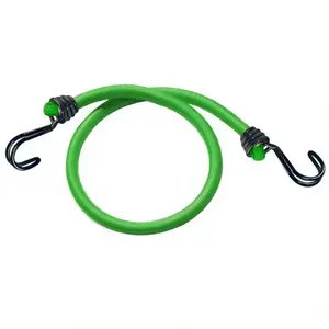 Összehúzó gumi Master Lock 80 cm mindkét oldalán horoggal fejeződik be, teljes 2db kép