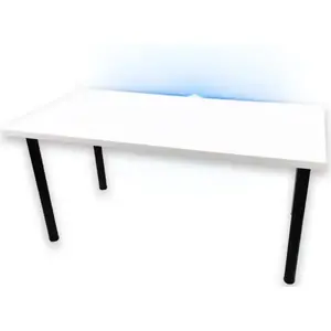 Asztal gamerek számára 136x66x28 Model 1 fehér Top kép