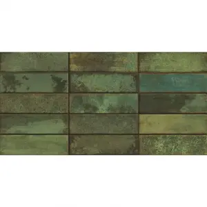 Tuzzi Dark Green Glossy 29, 7/60 kép