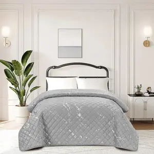Ágytakaró Sofi 2504-7 szürke 170x220 cm kép